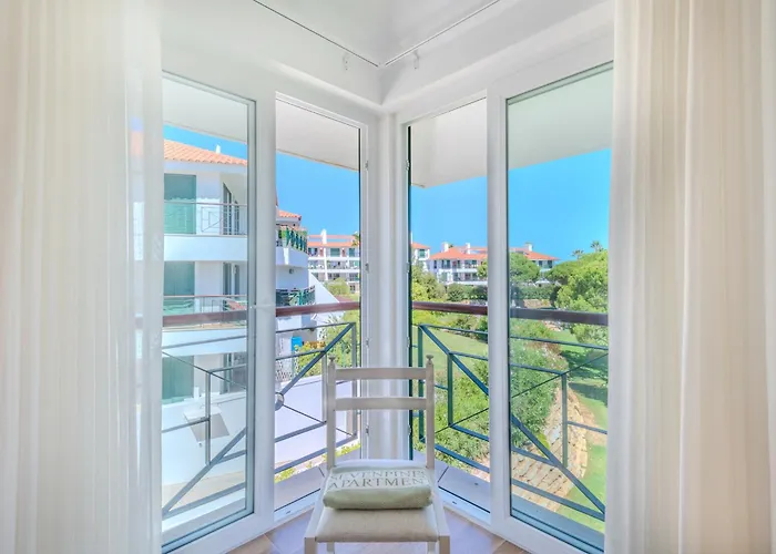Апартаменты 5 Star Luxury Sevenpines With Large Balcony And 3 Communal Pool Картейра