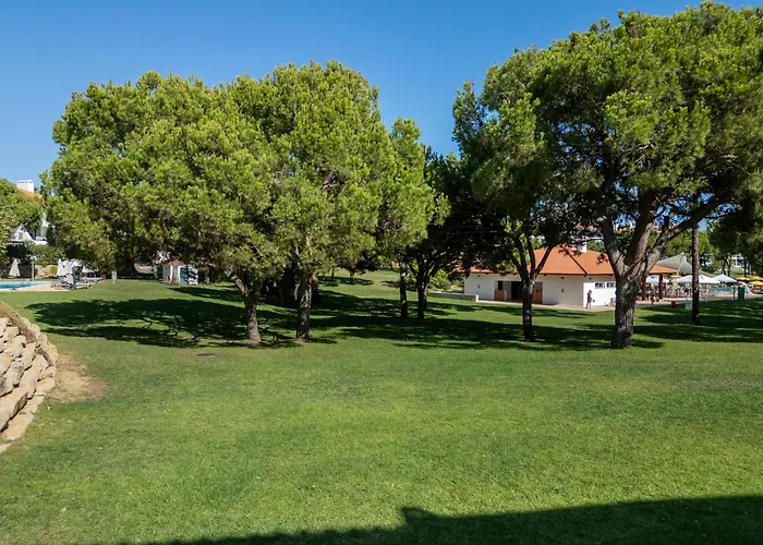 5 Star Luxury Sevenpines With Large Balcony And 3 Communal Pool Апартаменты *